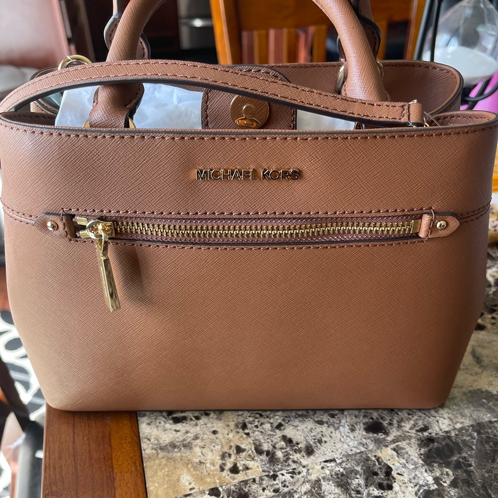 Women’s Michael Kors Tan Purse